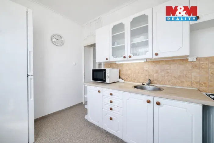Prodej bytu 2+1, Cheb, V Zahradách, 60 m2