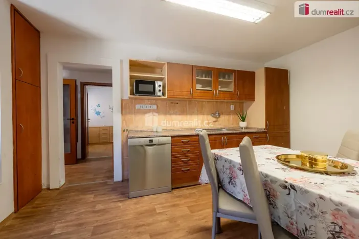 Prodej rodinného domu, Nepomyšl, 130 m2