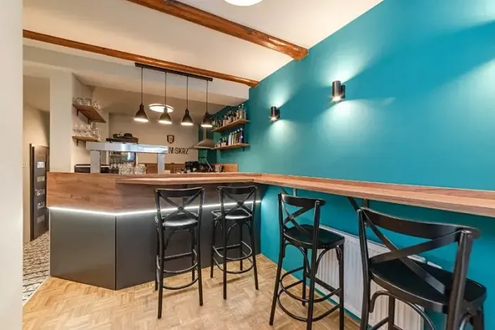 Pronájem obchodního prostoru, Jihlava, Čajkovského, 90 m2