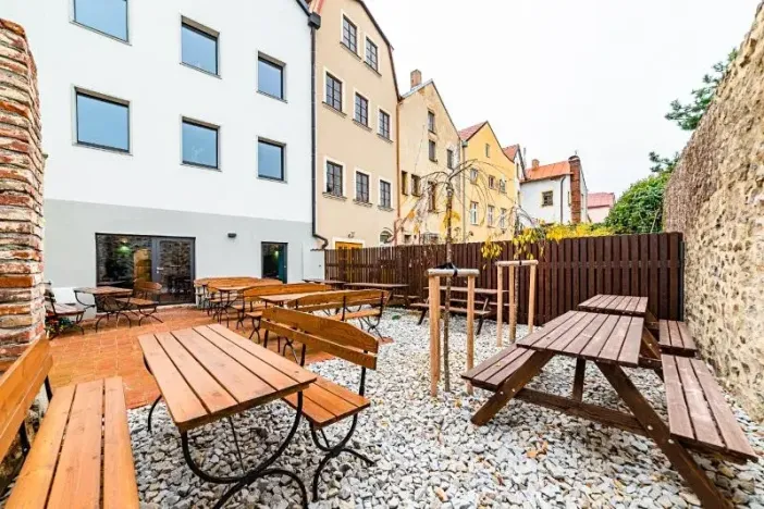 Pronájem obchodního prostoru, Jihlava, Čajkovského, 90 m2