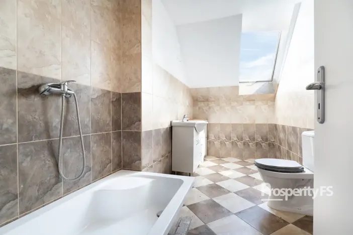 Prodej rodinného domu, Neuměřice, 150 m2