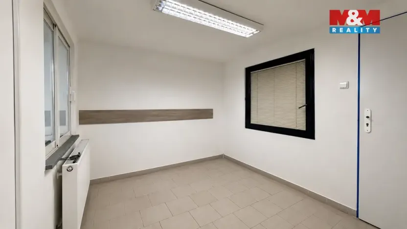 Pronájem obchodního prostoru, Louny, Říční, 126 m2
