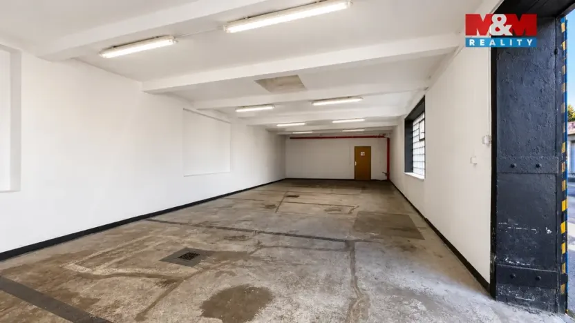 Pronájem skladu, Louny, Říční, 107 m2