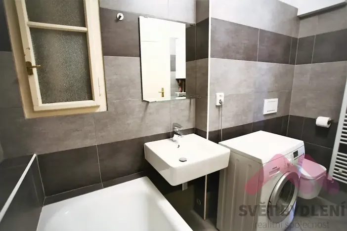 Pronájem bytu 2+kk, Praha - Vinohrady, Radhošťská, 45 m2