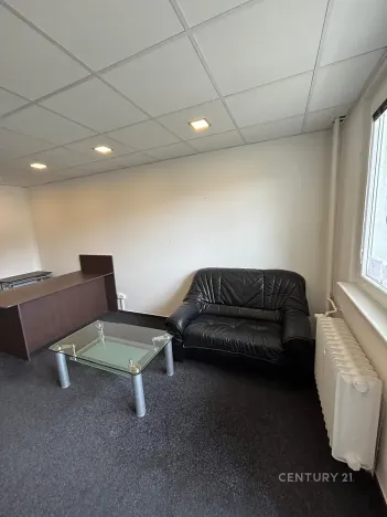 Pronájem kanceláře, Most, Obránců míru, 68 m2