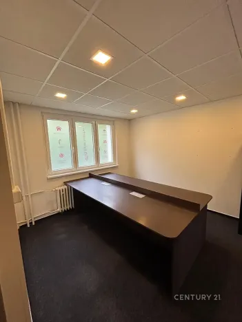 Pronájem kanceláře, Most, Obránců míru, 68 m2