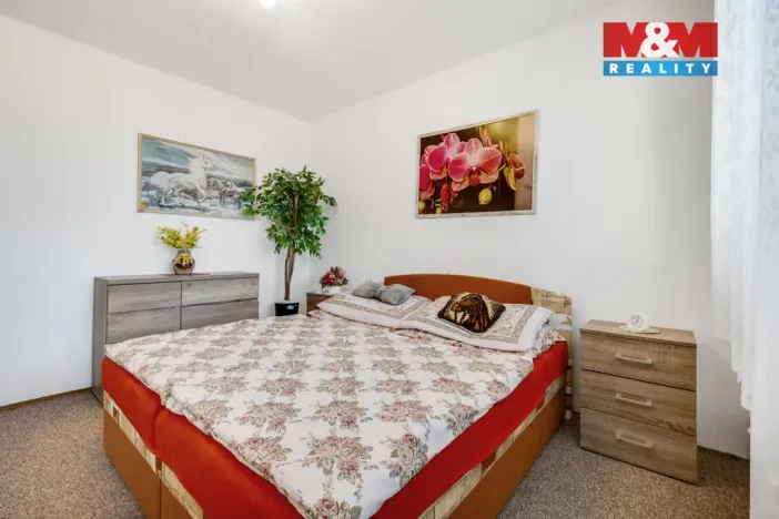 Prodej bytu 2+1, Unhošť, Karla Čapka, 51 m2