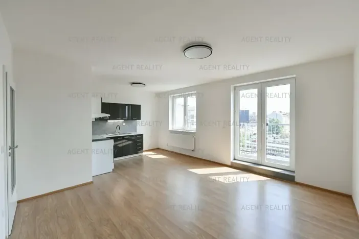 Pronájem bytu 1+kk, Praha - Holešovice, V závětří, 41 m2