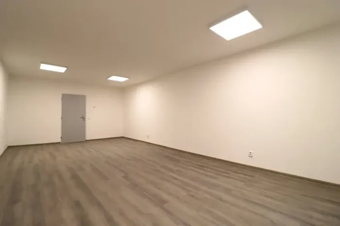 Pronájem kanceláře, Modřice, Brněnská, 28 m2