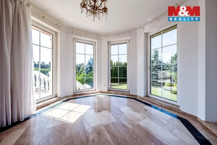 Pronájem rodinného domu, Říčany - Radošovice, Mozartova, 395 m2