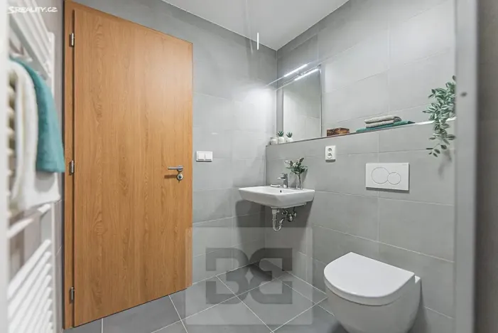 Pronájem bytu 1+kk, Hradec Králové, Pražská třída, 25 m2