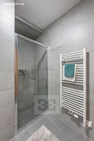 Pronájem bytu 1+kk, Hradec Králové, Pražská třída, 25 m2