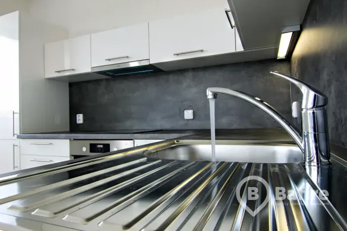 Pronájem bytu 2+kk, Olomouc, Edvarda Beneše, 57 m2