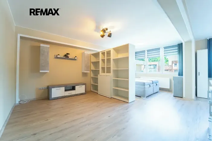 Prodej bytu 1+1, Kolín, Roháčova, 42 m2