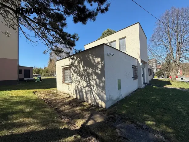 Pronájem skladu, Horní Bříza, Sídlištní, 145 m2
