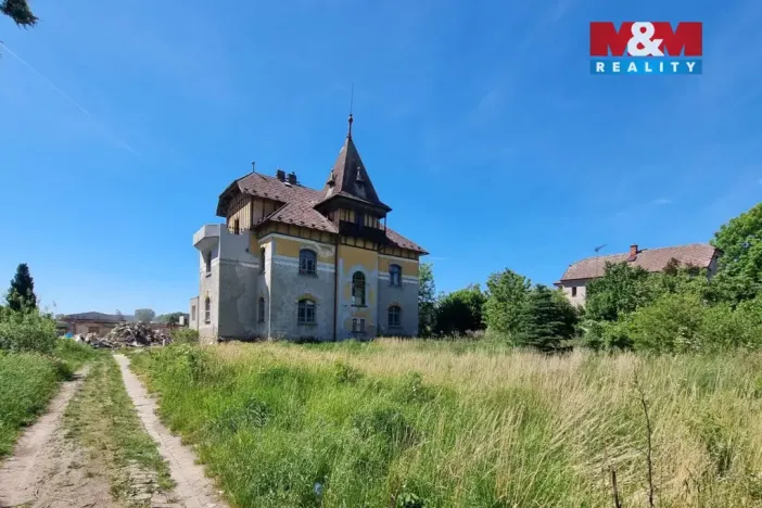 Prodej rodinného domu, Nový Bydžov, Třída B. Smetany, 400 m2