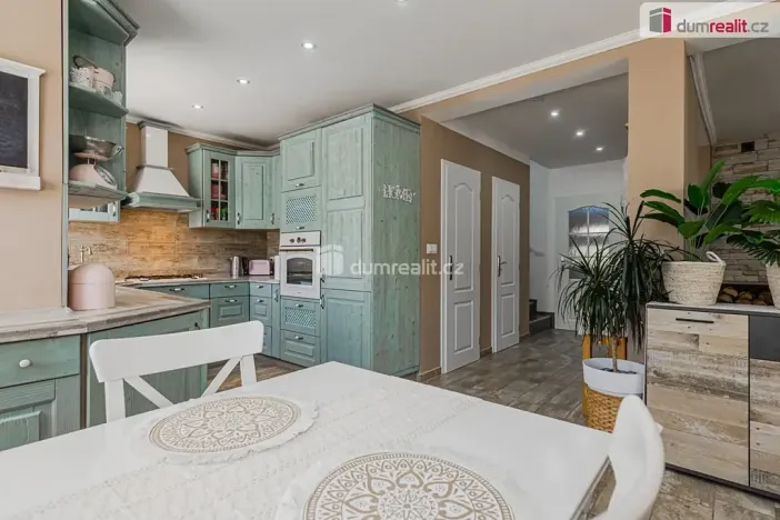 Prodej rodinného domu, Jenišov, Zalomená, 135 m2