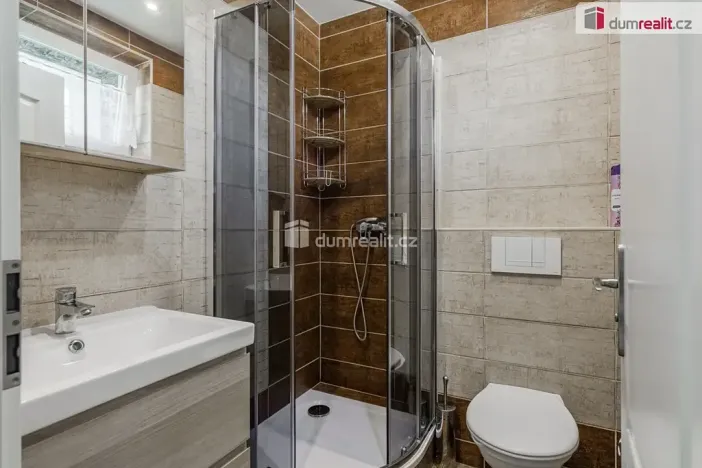 Prodej rodinného domu, Jenišov, Zalomená, 135 m2