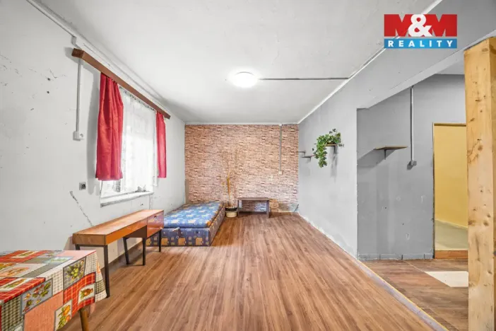 Prodej zemědělské usedlosti, Běchary - Běchárky, 141 m2