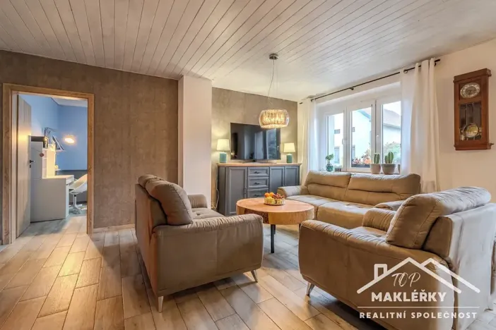 Prodej rodinného domu, Chotutice, Průběžná, 122 m2