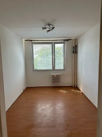 Pronájem bytu 2+kk, Praha - Kobylisy, Kurkova, 44 m2