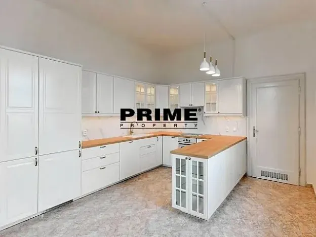 Pronájem kanceláře, Praha - Střešovice, Slunná, 270 m2