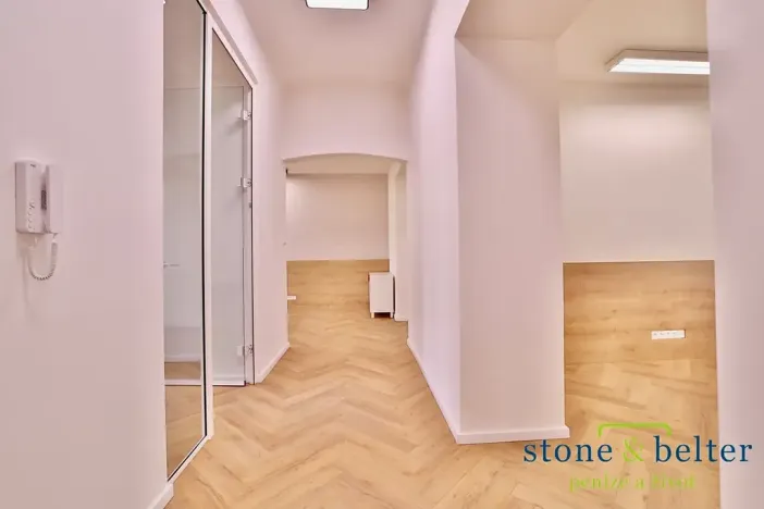 Pronájem kanceláře, Praha - Nové Město, Malá Štěpánská, 126 m2