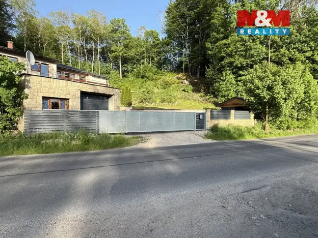 Prodej rodinného domu, Janov nad Nisou - Loučná nad Nisou, 340 m2
