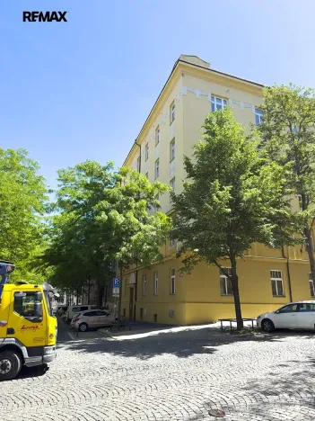 Pronájem bytu 2+kk, Praha - Žižkov, Jagellonská, 45 m2