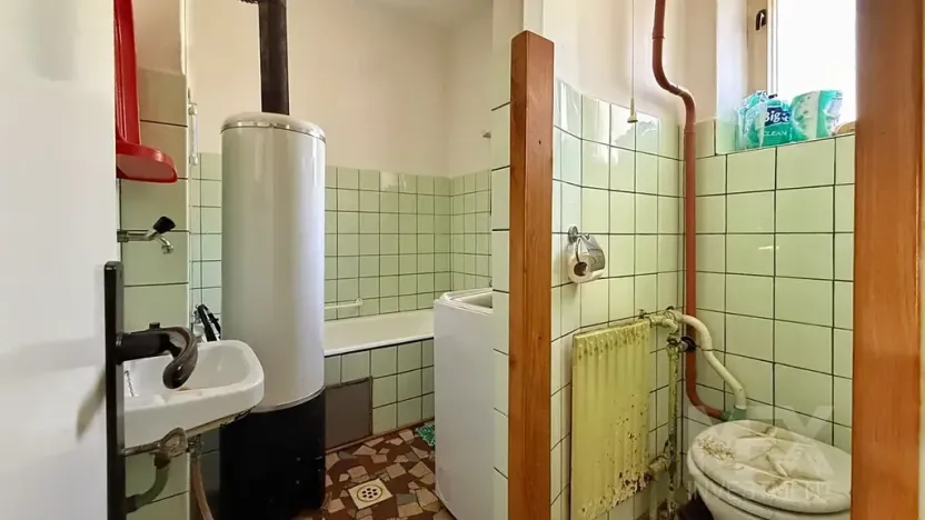 Prodej rodinného domu, Červený Kostelec, V Ráji, 107 m2