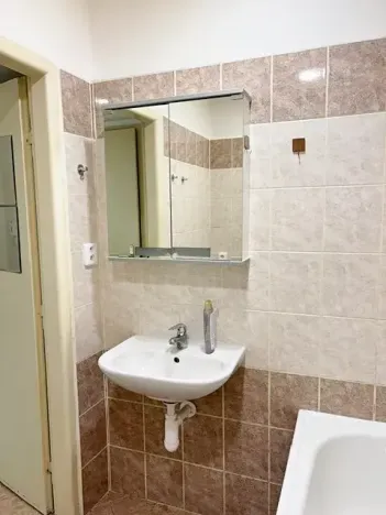 Pronájem bytu 1+1, Praha, V předpolí, 50 m2