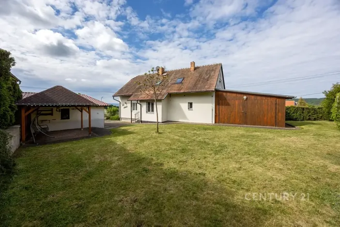 Prodej rodinného domu, Kublov, 180 m2