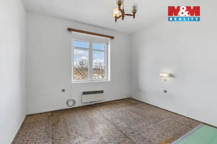 Prodej obchodního prostoru, Louny, Husova, 744 m2