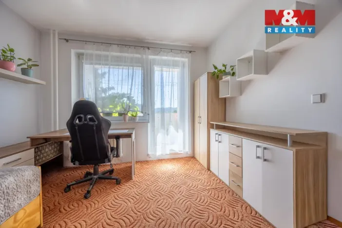 Prodej bytu 3+1, Klášterec nad Ohří, Topolová, 69 m2
