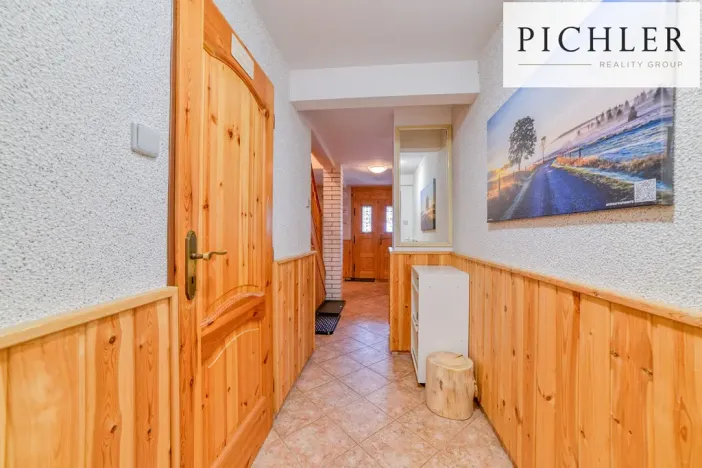 Prodej rodinného domu, Stříbrná, 341 m2