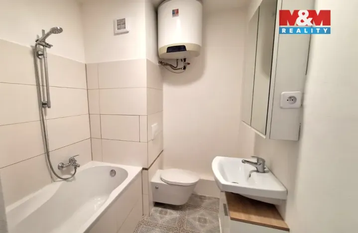 Pronájem bytu 2+kk, Česká Lípa, Jižní, 40 m2