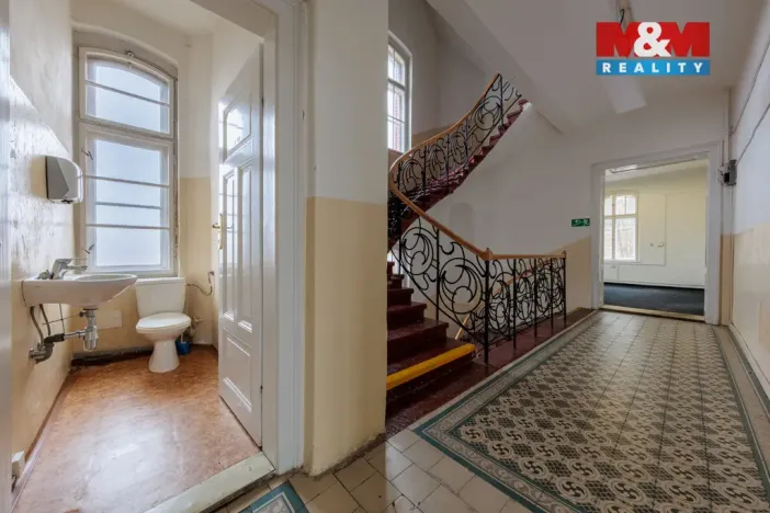 Prodej komerční nemovitosti, Kraslice, B. Smetany, 710 m2