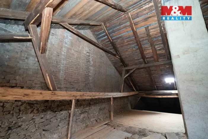 Prodej rodinného domu, Polná, Komenského, 200 m2