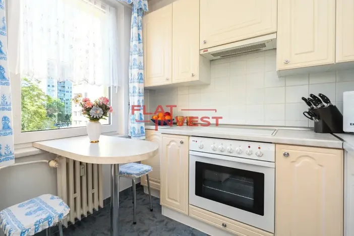 Prodej bytu 2+1, Praha - Kobylisy, Paláskova, 56 m2