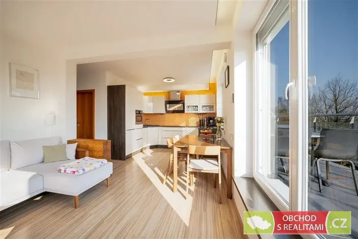 Prodej bytu 2+kk, Praha, Studnická, 73 m2