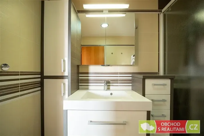 Prodej bytu 2+kk, Praha, Studnická, 73 m2