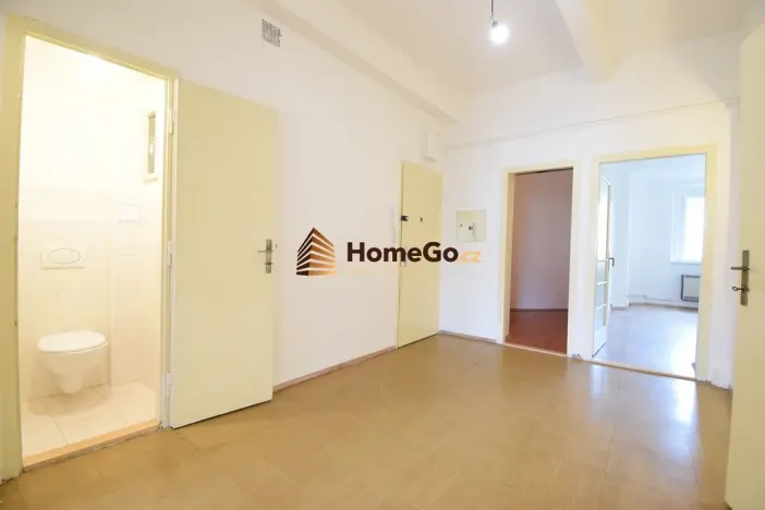 Pronájem bytu 3+1, Praha - Nusle, U gymnázia, 96 m2