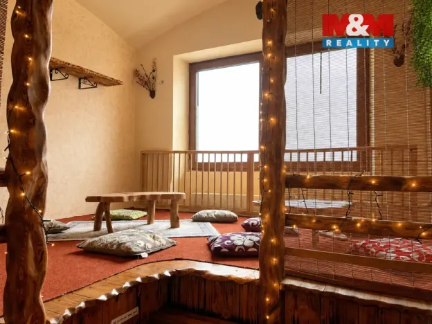Pronájem restaurace, Mimoň - Mimoň I, Pražská, 85 m2