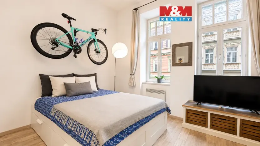 Pronájem bytu 1+kk, Praha - Žižkov, Bořivojova, 33 m2