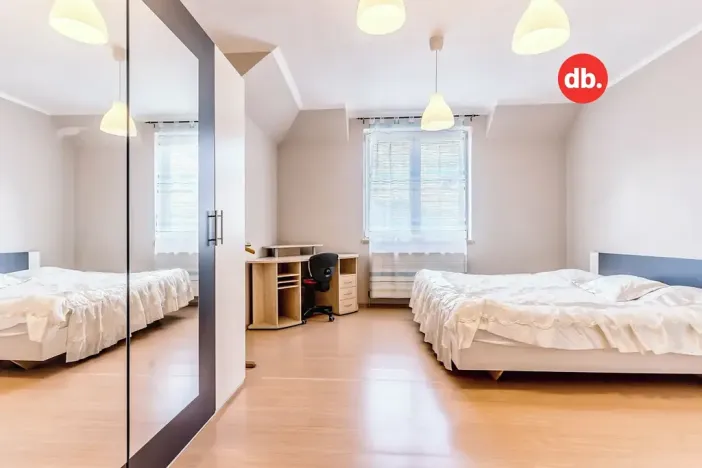 Prodej rodinného domu, Karlovy Vary, Krokova, 280 m2