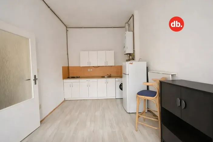 Pronájem bytu 1+kk, Karlovy Vary, Moskevská, 20 m2