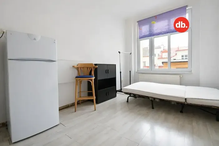 Pronájem bytu 1+kk, Karlovy Vary, Moskevská, 20 m2