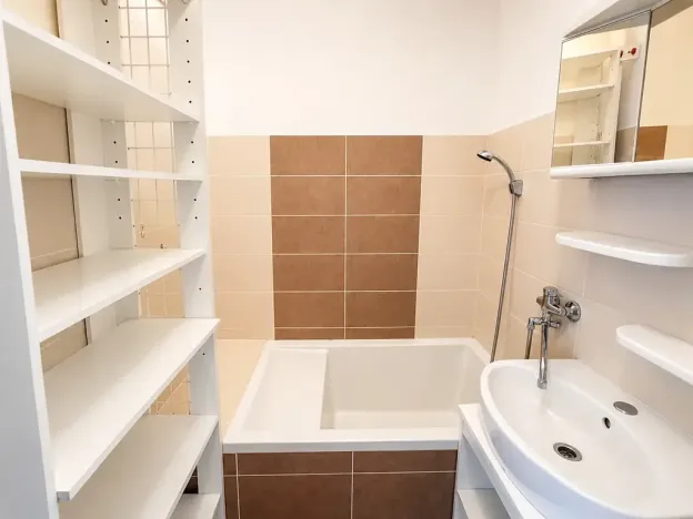 Prodej bytu 3+1, Ostrava, U Školky, 67 m2