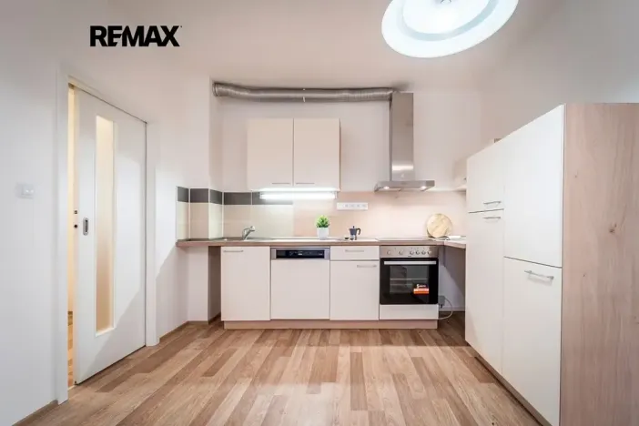 Pronájem bytu 2+kk, Brno, Přadlácká, 44 m2