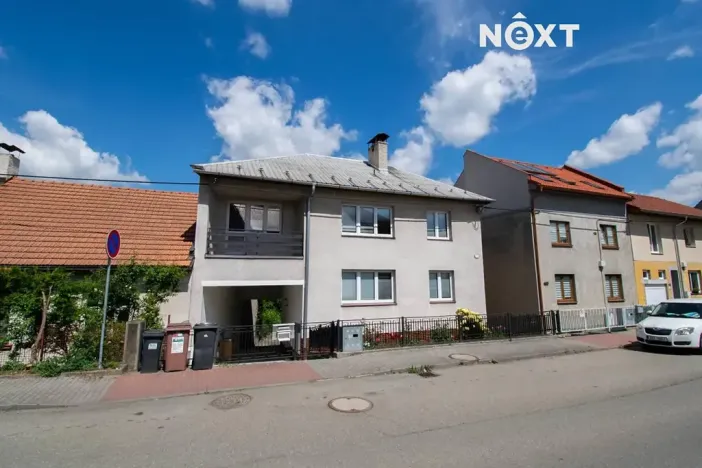 Pronájem bytu 3+1, Zlín, L. Váchy, 100 m2
